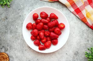 Клубничное варенье жидкое