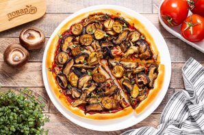 Постная пицца с грибами Постная пицца с грибами