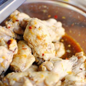 Закуска из куриных крылышек Закуска из куриных крылышек