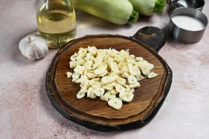 Салат с кабачками на зиму Салат с кабачками на зиму