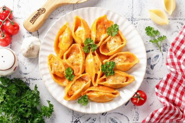 Фаршированные макароны-ракушки