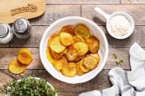 Картофельные чипсы в духовке без масла Картофельные чипсы в духовке без масла