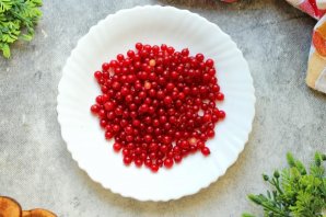 Джем из вишни и красной смородины