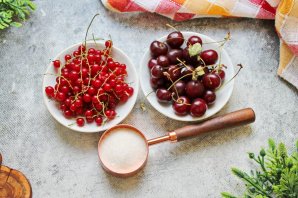 Джем из вишни и красной смородины