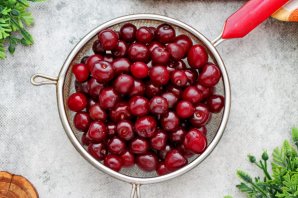Джем из вишни и красной смородины