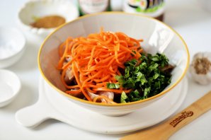 Свиные ушки по-корейски Свиные ушки по-корейски