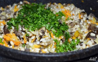 Перловка с вешенками