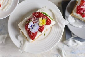 Клубничные пирожные Клубничные пирожные