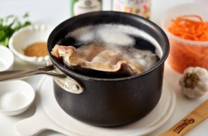 Свиные ушки по-корейски Свиные ушки по-корейски