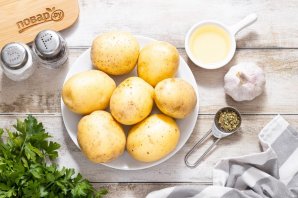 Картофель в фольге в духовке