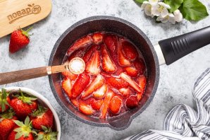 Клубничный сироп