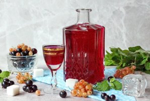 Настойка из смородины на водке