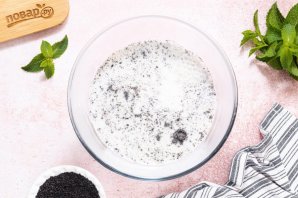 Панна котта с черным кунжутом Панна котта с черным кунжутом