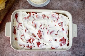 Рыба с картофелем, запеченные под майонезом