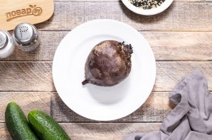 Салат из свеклы с огурцами