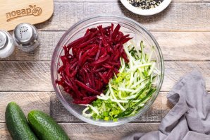 Салат из свеклы с огурцами