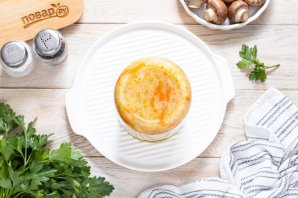 Солянка с шампиньонами на зиму
