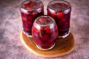 Варенье из алычи с косточками Варенье из алычи с косточками