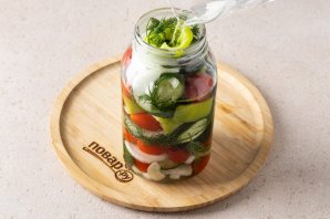 Маринованное овощное ассорти Маринованное овощное ассорти