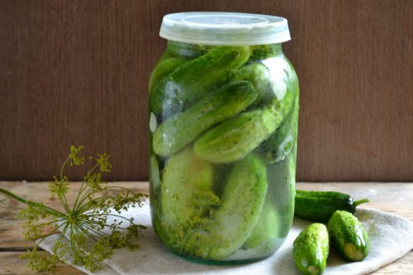 Засолка огурцов без закатки