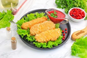Жареный сулугуни с соусом Жареный сулугуни с соусом