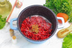 Жареный сулугуни с соусом Жареный сулугуни с соусом