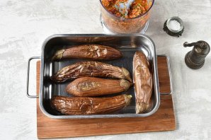 Баклажаны с начинкой Баклажаны с начинкой