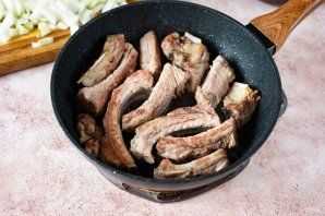 Квашеная капуста со свининой Квашеная капуста со свининой
