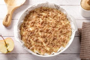 Пирог на кефире с яблоками