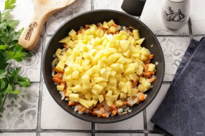 Тыква с фаршем в духовке