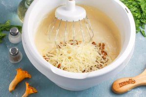 Пирог с лисичками и сыром
