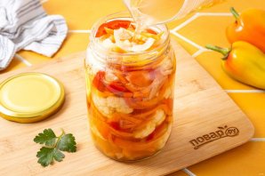 Салат из цветной капусты на зиму Салат из цветной капусты на зиму