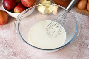 Пирожки с яблоками в духовке Пирожки с яблоками в духовке