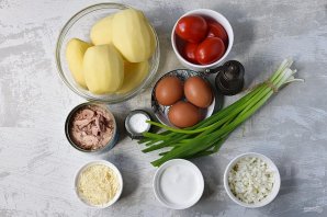 Пирог с тунцом и картофелем Пирог с тунцом и картофелем