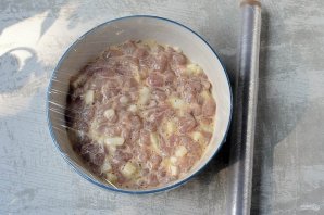 Рубленые куриные котлеты с сыром