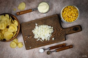 Салат с чипсами Салат с чипсами