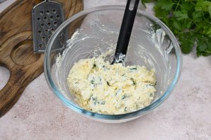 Сырный салат классический
