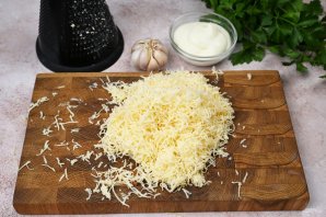 Сырный салат классический
