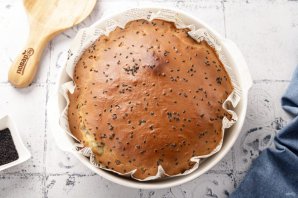 Пирог с консервированной сайрой Пирог с консервированной сайрой