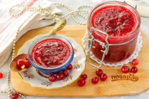 Клюква протертая с сахаром Клюква протертая с сахаром